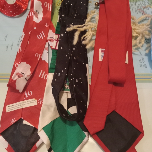 Christmas ties - Picture 5 of 12